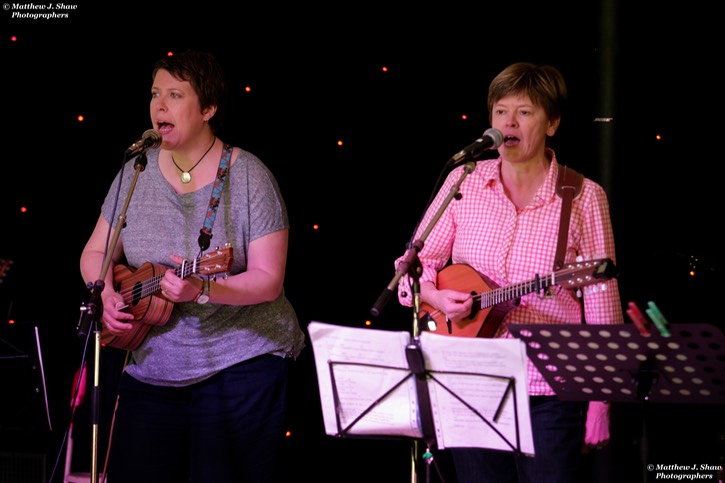 Razz Up-Steyning Festival-The Cheer Up Mollies-©Matthew J. Shaw Photographers-009