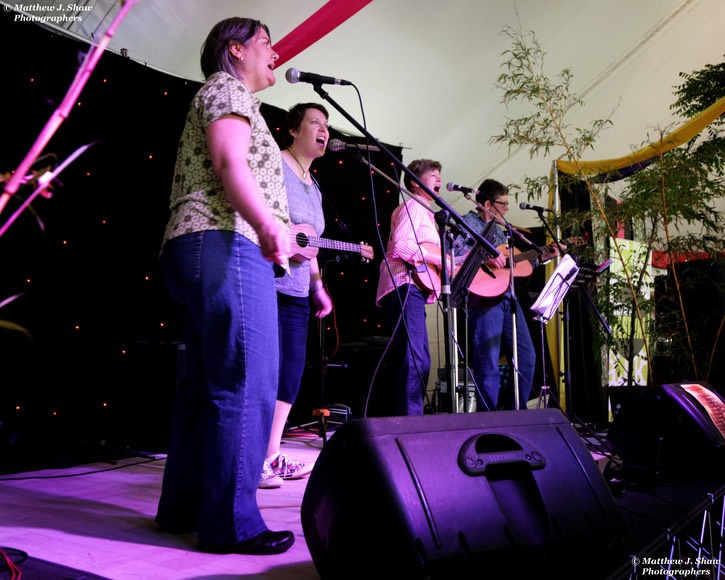 Razz Up-Steyning Festival-The Cheer Up Mollies-©Matthew J. Shaw Photographers-018