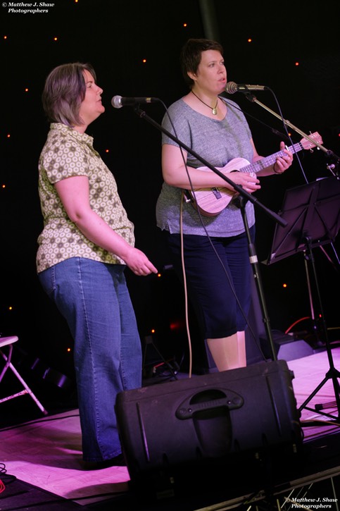 Razz Up-Steyning Festival-The Cheer Up Mollies-©Matthew J. Shaw Photographers-015